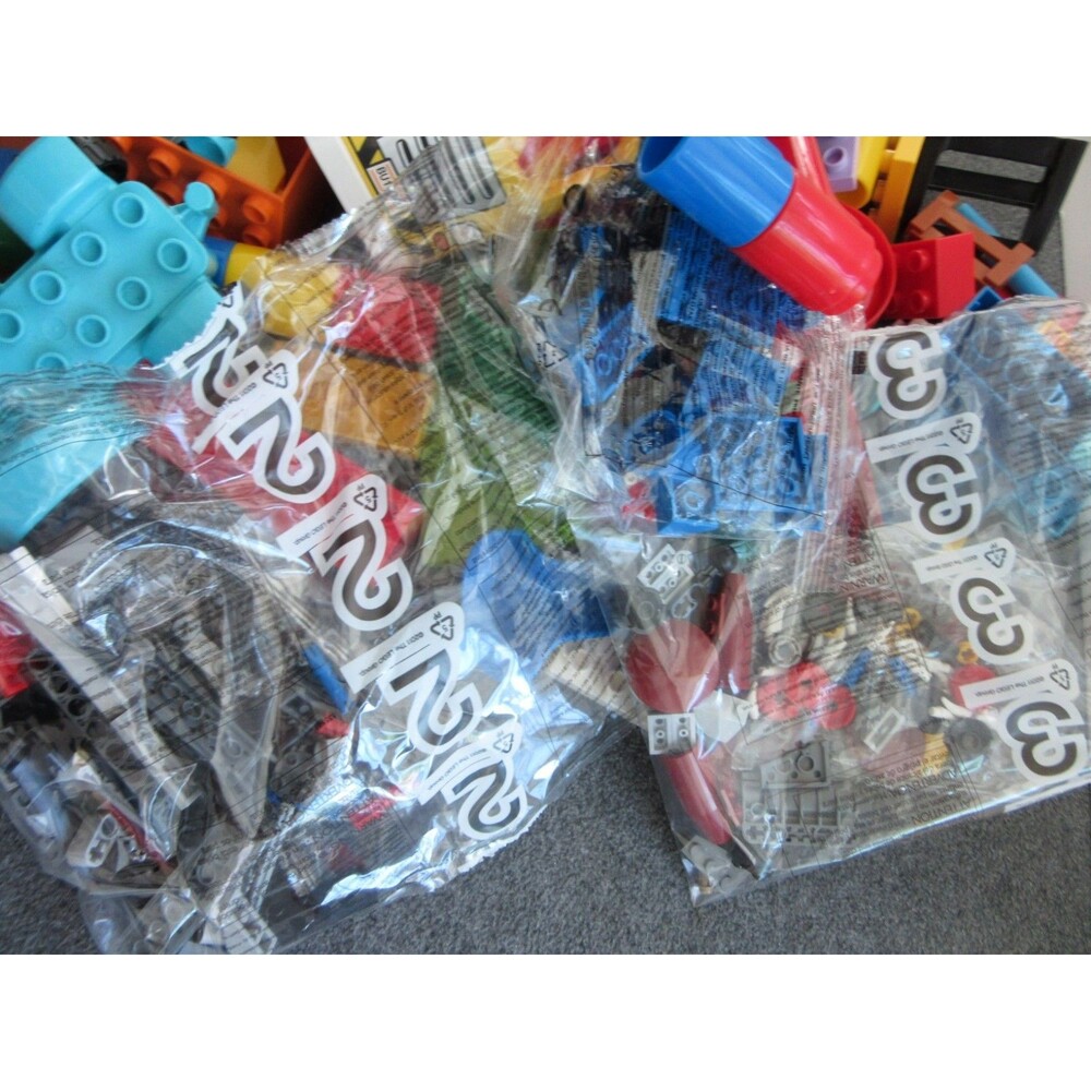 LEGO Bulk Lot 6 lbs Figures Animals Vehicles Wheels Bricks Random Parts Pieces - Picture 6 of 16